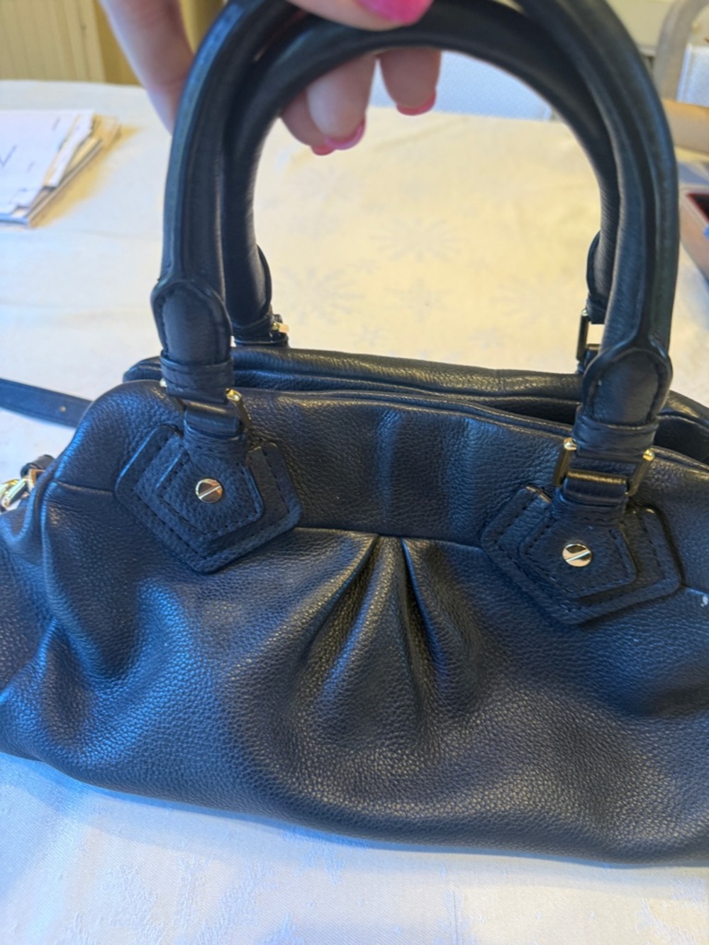 Marc By Marc Jacobs Black Leather Shoulder Bag with Gold Plaque - Picture 4 of 14